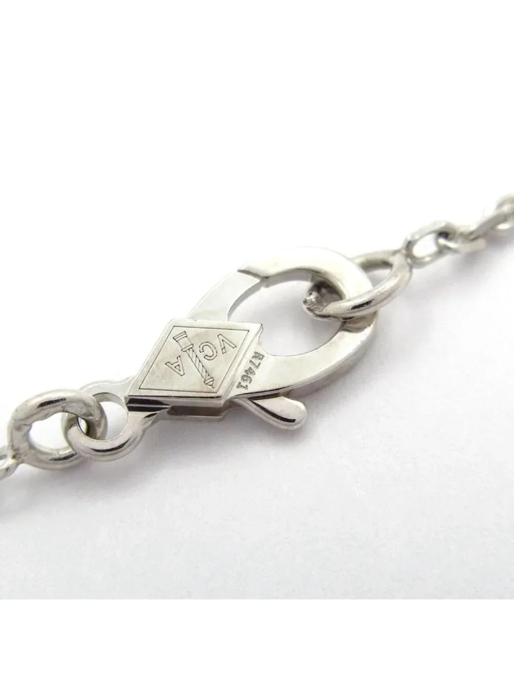 Van Cleef & Arpels Necklace Vintage Alhambra 18K White Gold Guilloche